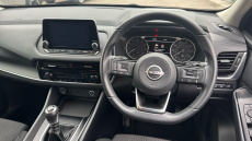 Nissan Qashqai 1.3 DiG-T MH Acenta Premium 5dr Petrol Hatchback